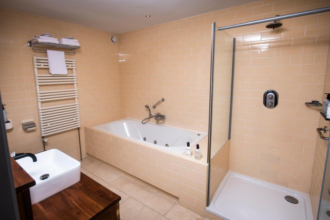 באלום Nobel Hotel Ameland מראה חיצוני תמונה